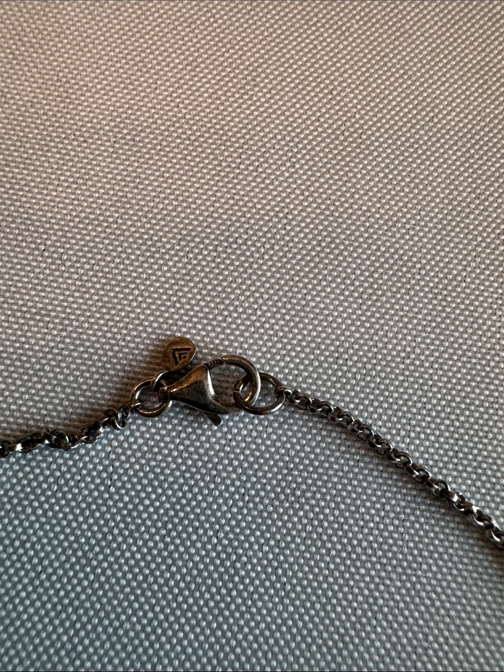 Silpada Silver Interlocking Circle Necklace - Picture 3 of 3